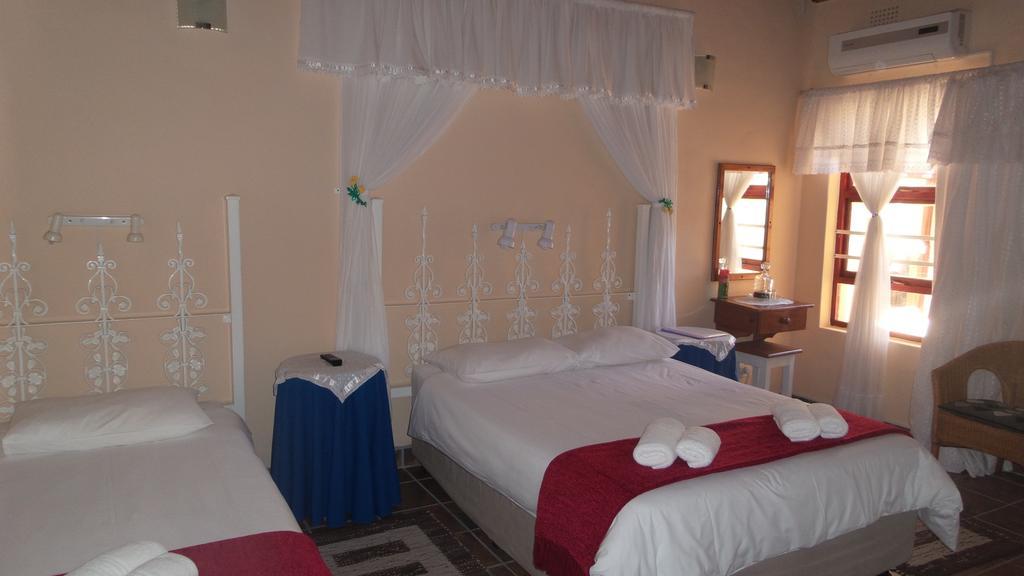 Sir Lambert'S Guesthouse แลมเบิร์ตส์เบย์ ห้อง รูปภาพ