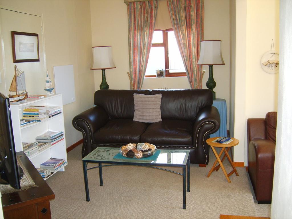 Sir Lambert'S Guesthouse แลมเบิร์ตส์เบย์ ภายนอก รูปภาพ